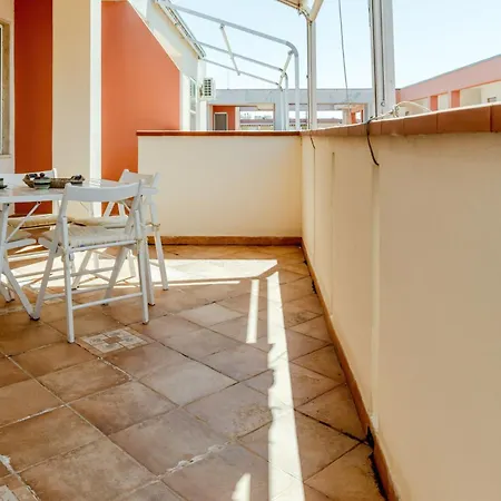 Guesthost - Relaxing In With Terrace Apartamento Alghero